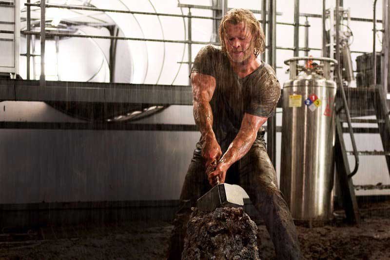 chris hemsworth workout