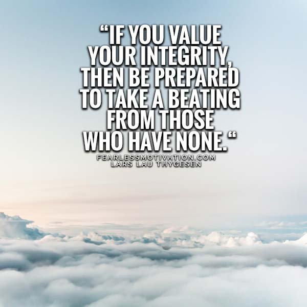 8 Amazing Integrity Quotes to Always Do the Right Thing