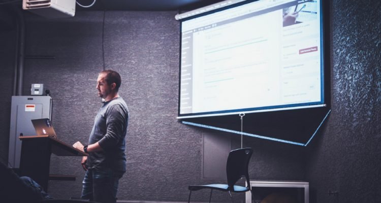8 Public Speaking Techniques That Will Change Everything
