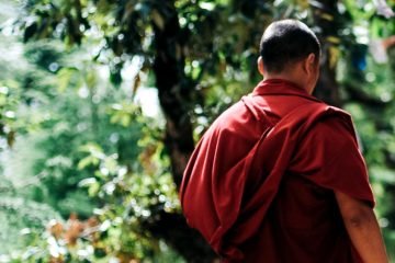 Monk to Entrepreneur: The Real Life Inspirational Story of Jay Shetty