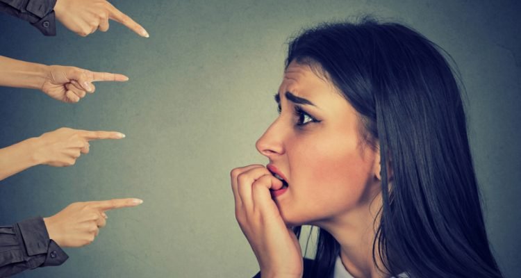 10 Signs You Won’t Be Rich.. Millionaire Secrets Revealed